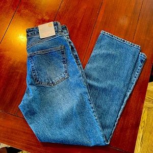 NWT H&M Women’s Straight Leg High Waist Jeans